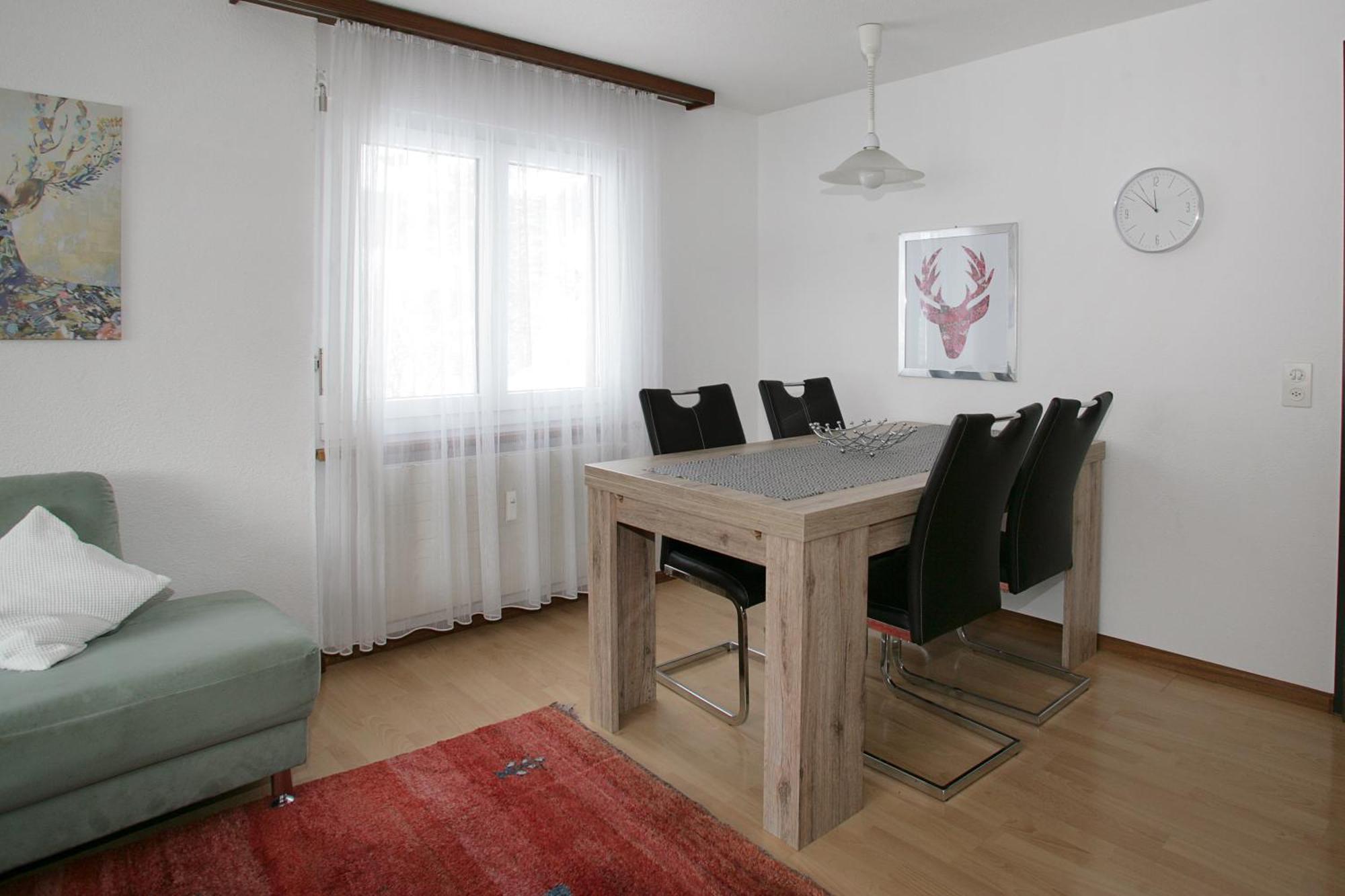 Baron / Baronesse Apartments Leukerbad Rum bild