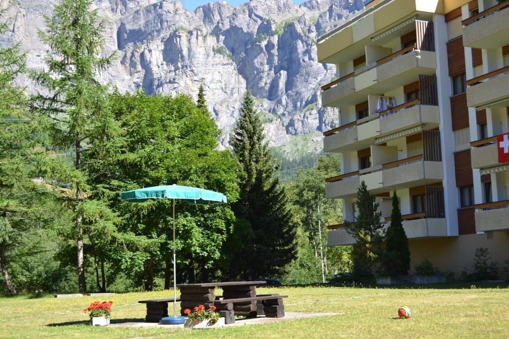 Baron / Baronesse Apartments Leukerbad Exteriör bild