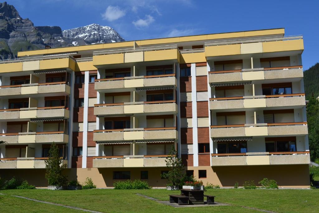 Baron / Baronesse Apartments Leukerbad Exteriör bild